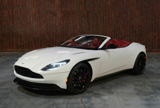 ASTON MARTIN DB11inquire